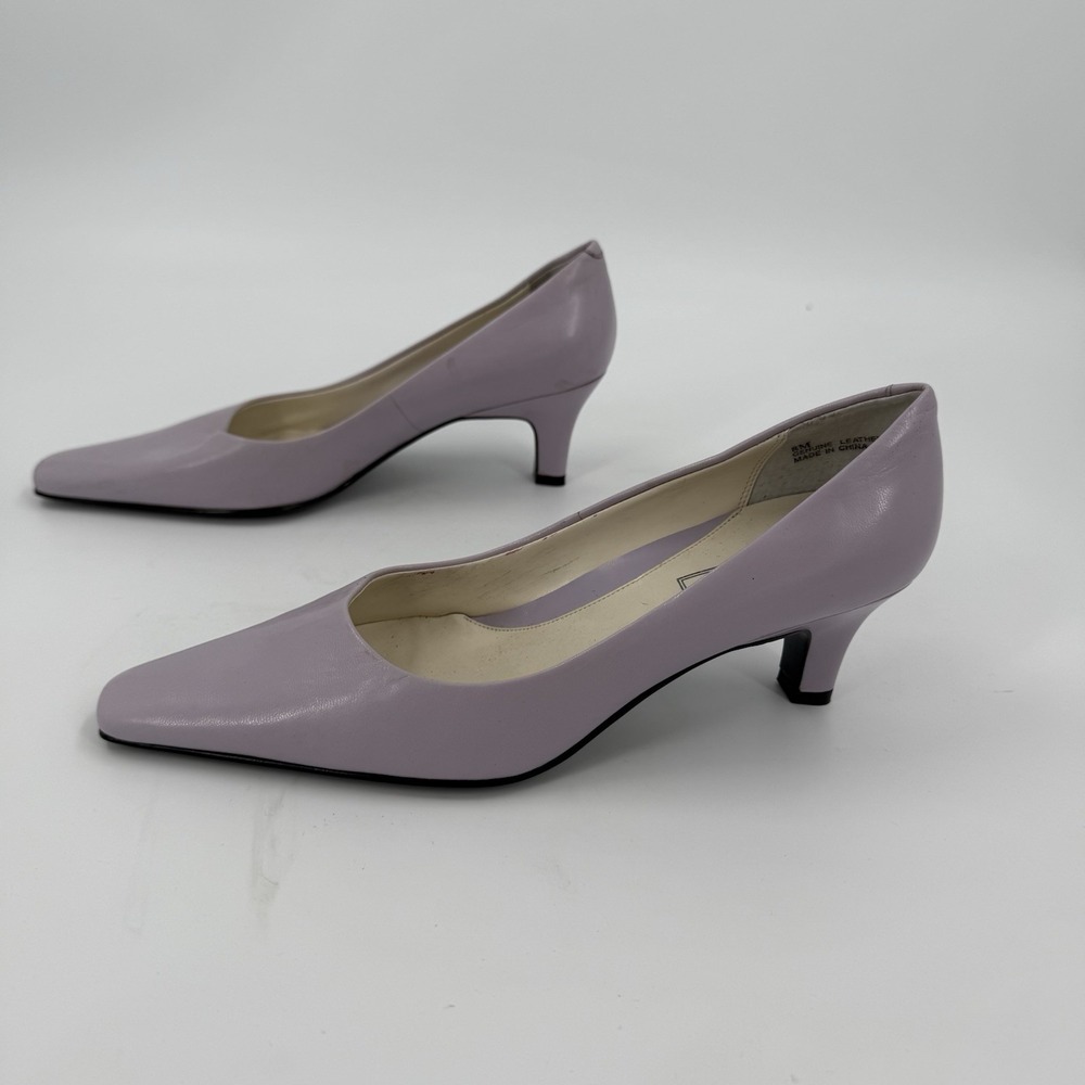 Nordstrom Women's Size 8M Lavender Genuine Leather Kitten Heel Pumps Pointed Toe